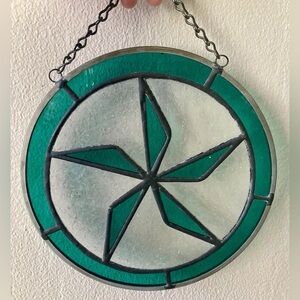 VTG Round Leaded Stained Glass Sun Catcher Star Pinwheel Design 7.5” Window Art